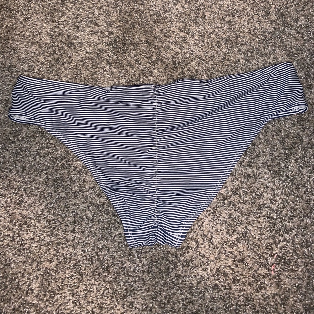 Bikini bottoms